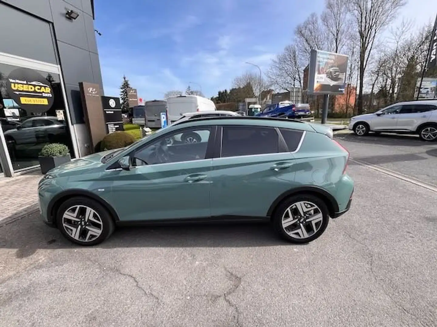 Hyundai BAYON Bayon 1.0 T-GDi MHEV Sky DCT Vert - 2