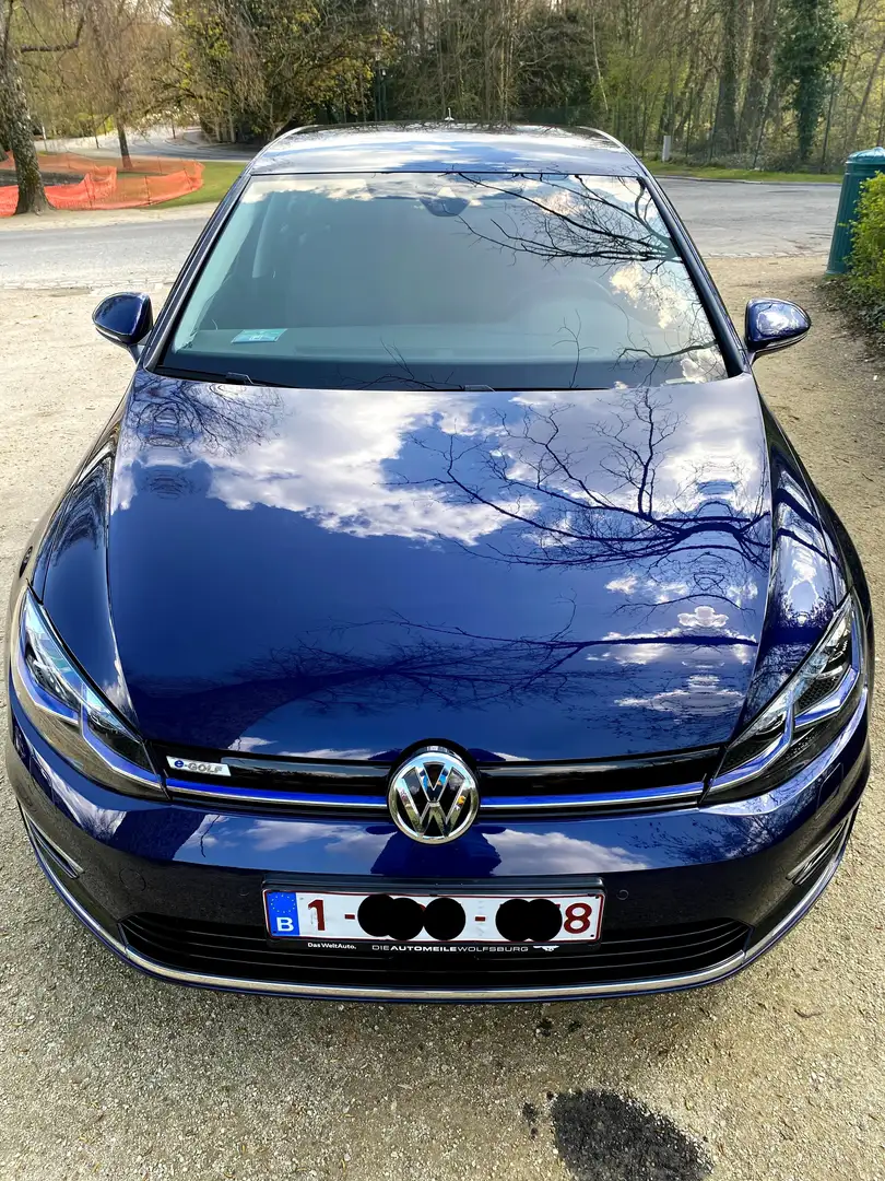 Volkswagen e-Golf e-Golf 35.8kWh Modrá - 1