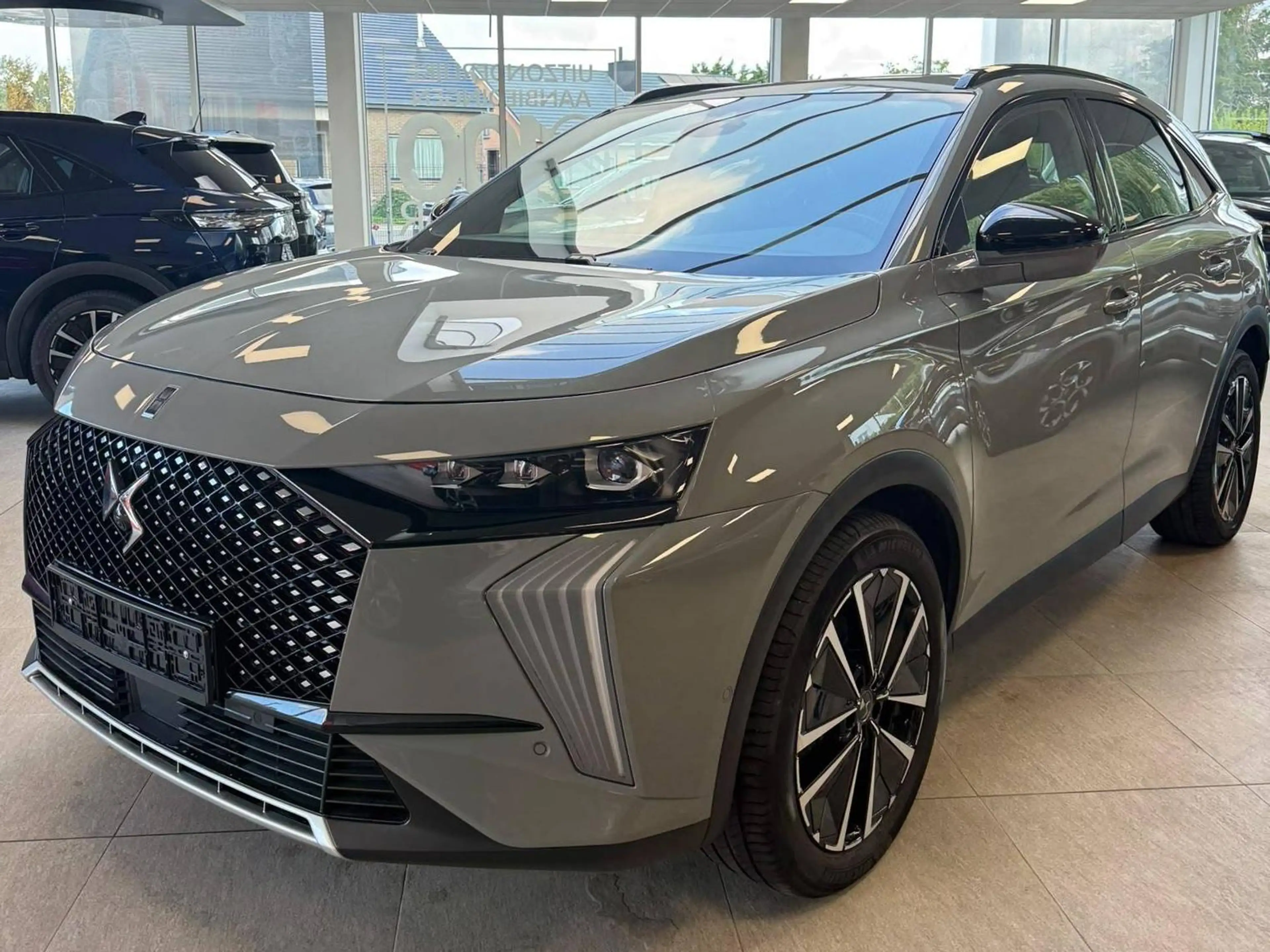 DS Automobiles DS 7 ETOILE 1.5HDI 130PK Automaat - FULL OPTION - Panoramisch dak - Electrische koffer - Camera - Carplay — photo 3