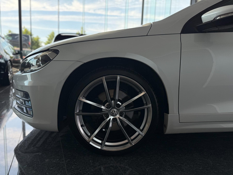 Volkswagen Scirocco 2015 Facelift Full Options DSG Pano Wit Bullx Lees — photo 10