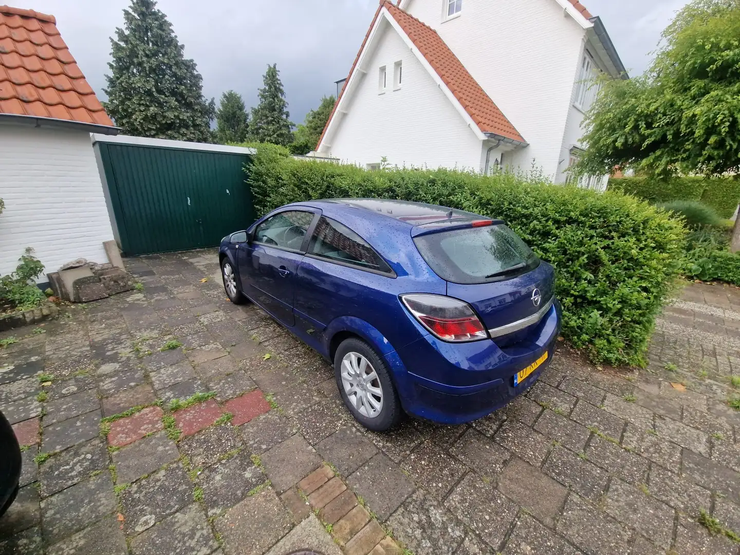 Opel Astra GTC 1.4 Blauw - 1