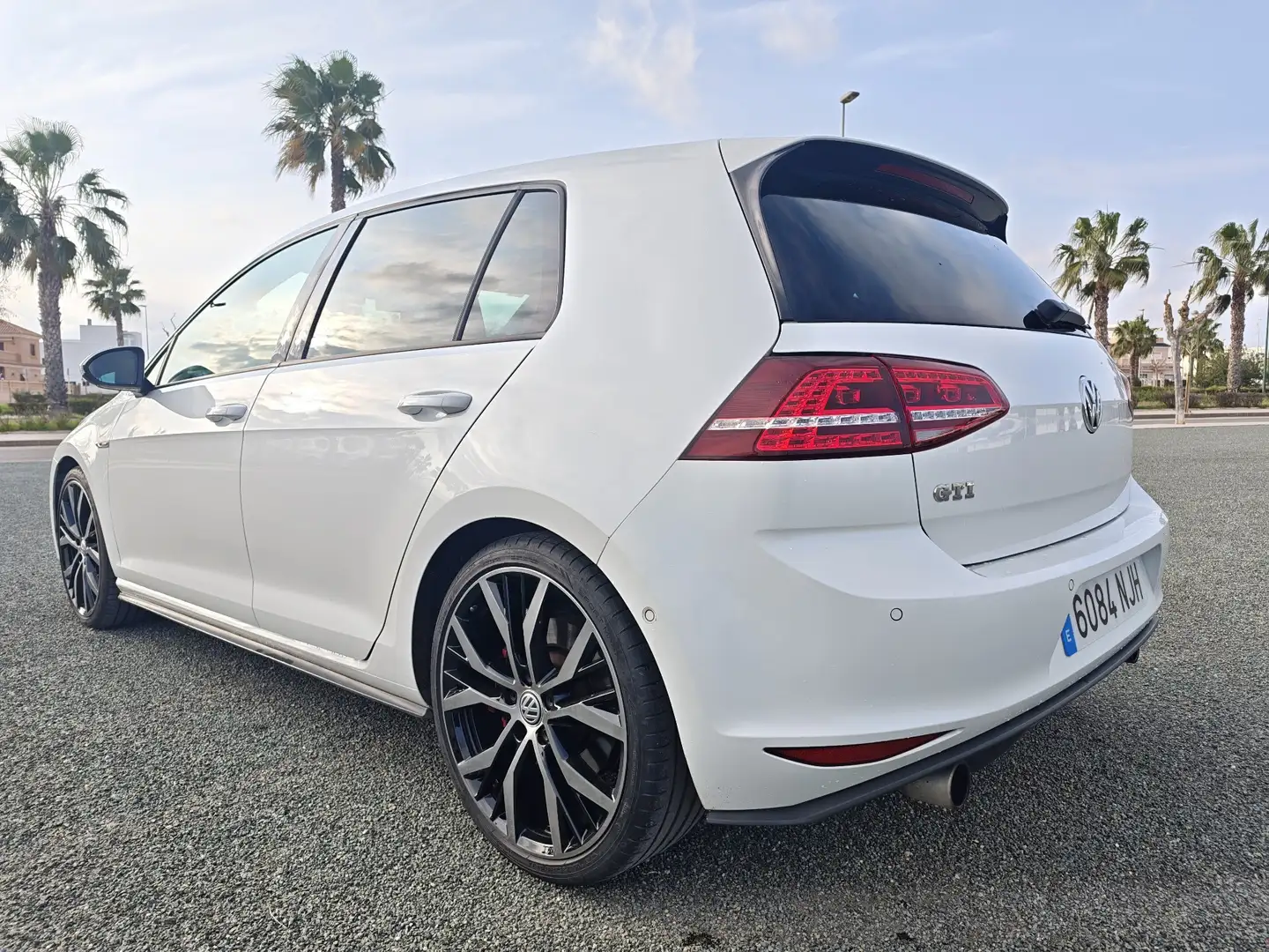 Volkswagen Golf GTI Performance DSG - Historial completo - 2