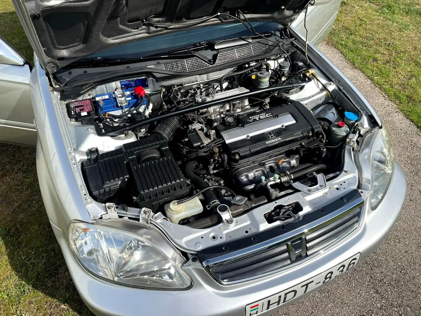 Honda Civic 1,6 VTI 100%Original Airconditions srebrna - 2