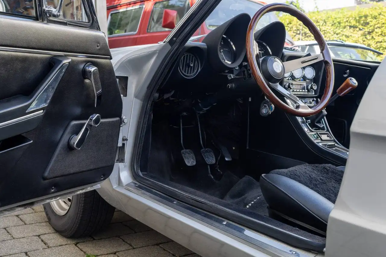 Alfa Romeo Spider 1600 Junior, foto 10