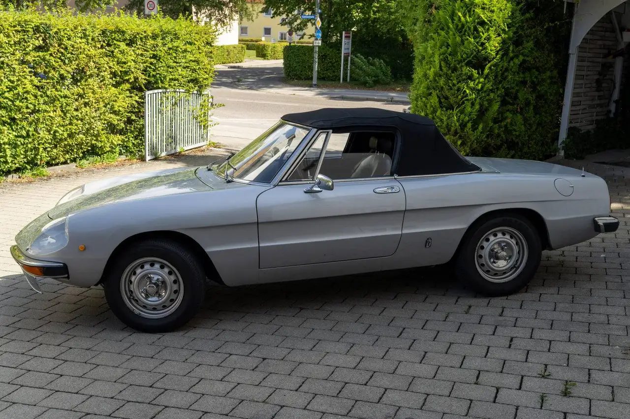 Alfa Romeo Spider 1600 Junior, foto 3