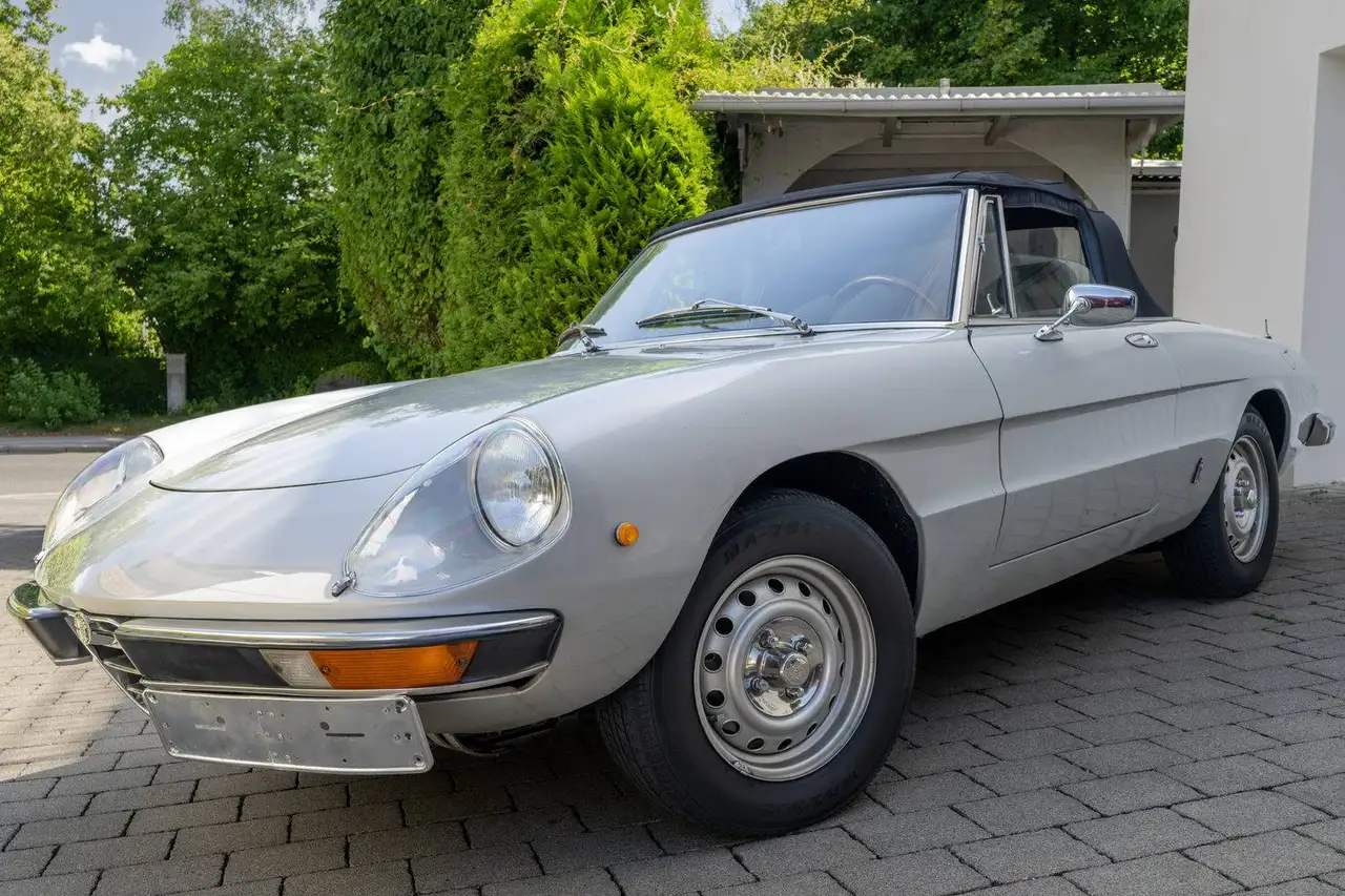 Alfa Romeo Spider 1600 Junior, foto 2