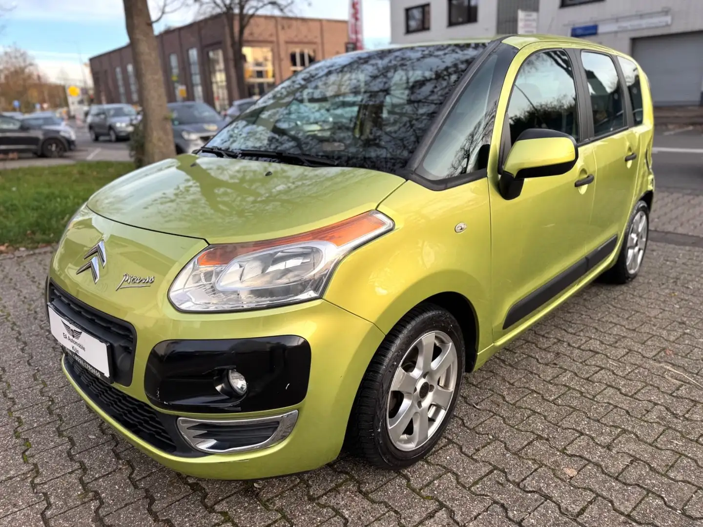 Citroen C3 Picasso Tendance 1.6 KLIMA TEMPOMAT AHK EURO5 Jaune - 1