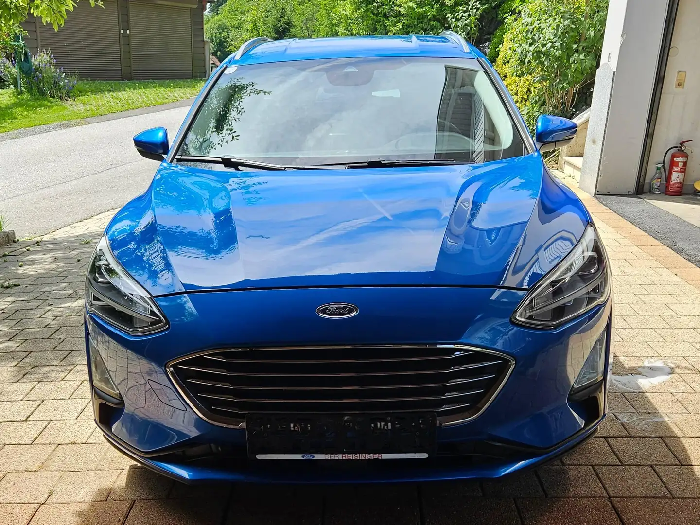 Ford Focus Focus Traveller 1,5 EcoBlue Titanium Business Titanium Business Blau - 1