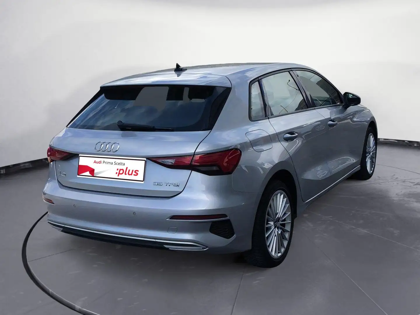Audi A3 4ª serie SPB Sportback 35 TFSI S tronic Business Argento - 2