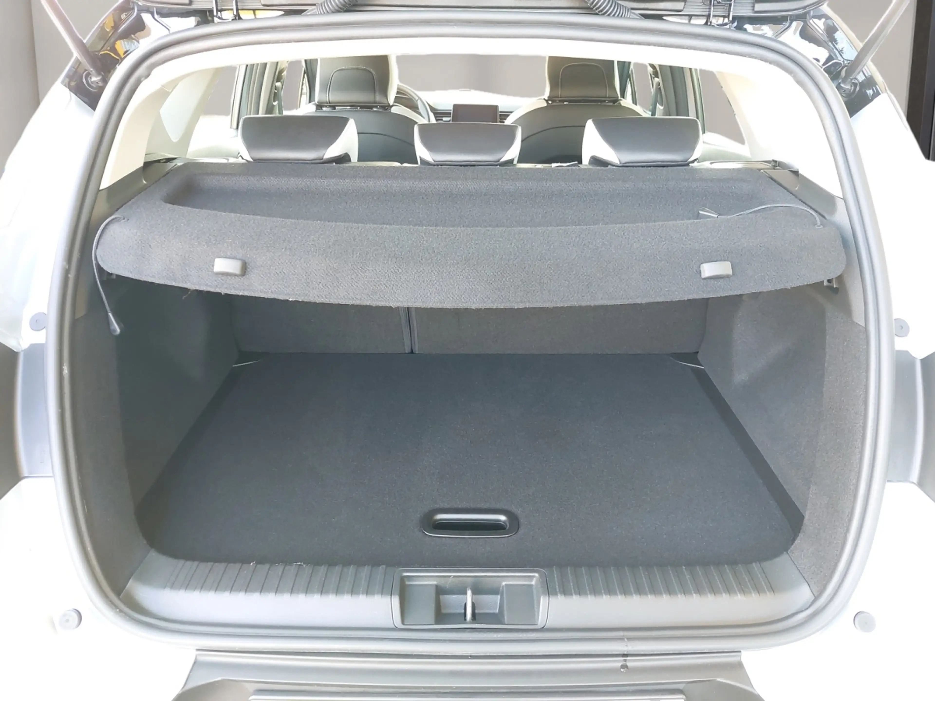 Renault Captur Intens TCe 90 — photo 11