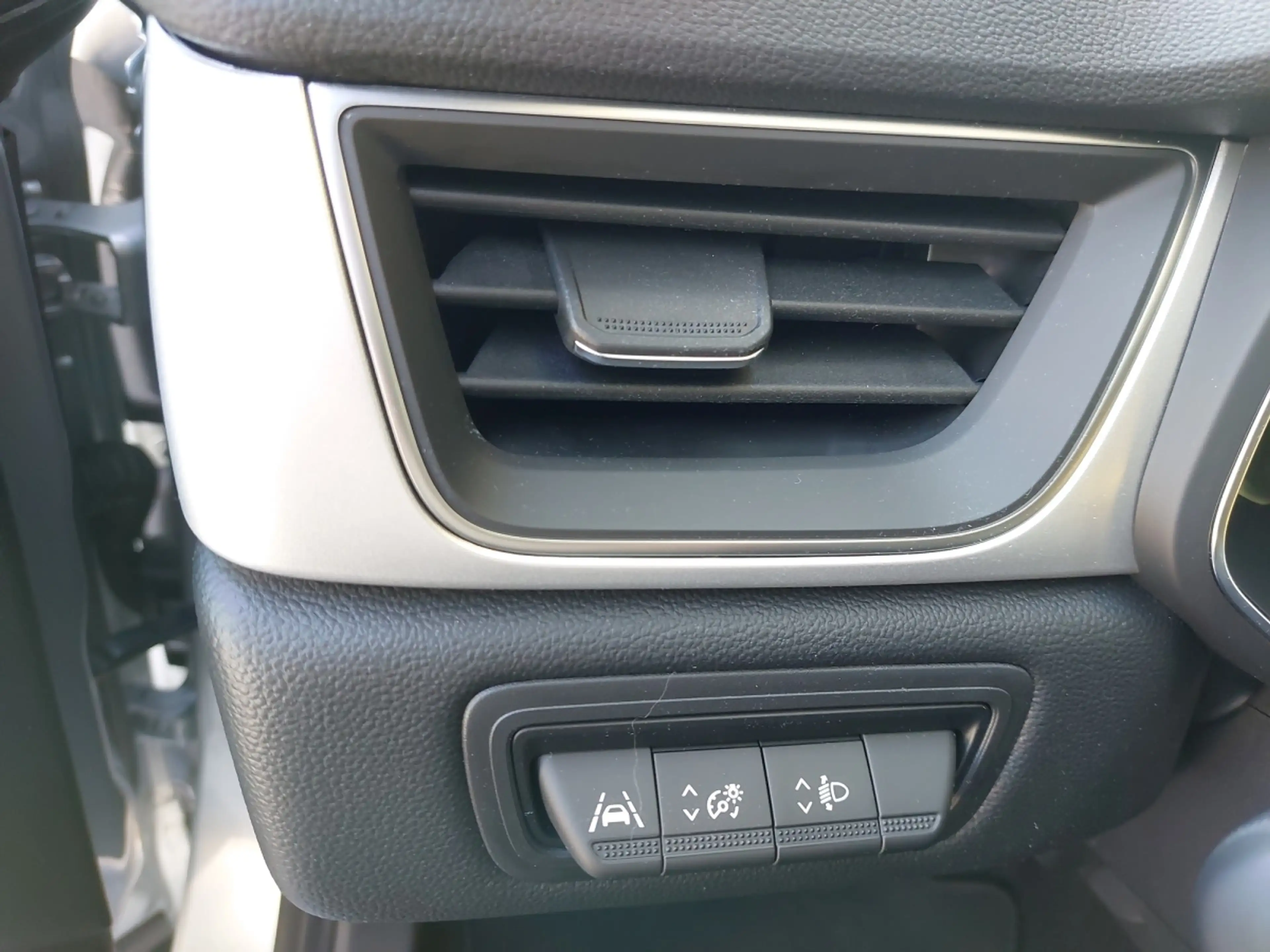 Renault Captur Intens TCe 90 — photo 15