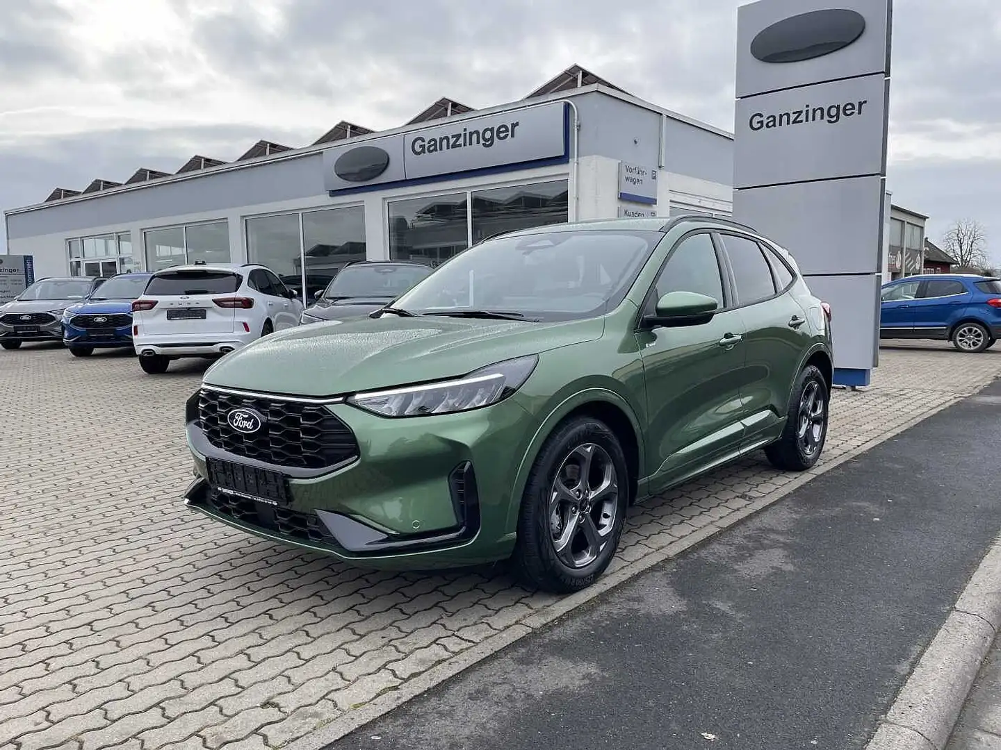 Ford Kuga ST-LINE Automatik, NP 48.040+5 JAHRE GARANTIE+LED+ Verde - 1