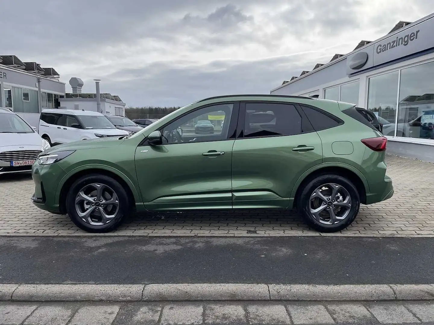 Ford Kuga ST-LINE Automatik, NP 48.040+5 JAHRE GARANTIE+LED+ Verde - 2
