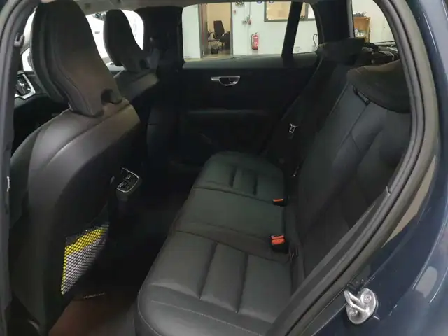 Volvo V60 view 13