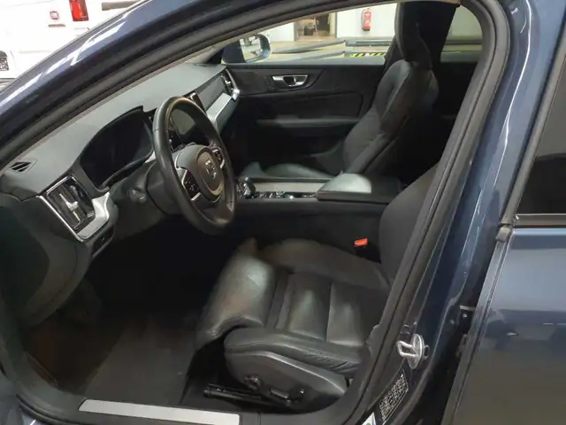 Volvo V60 view 7