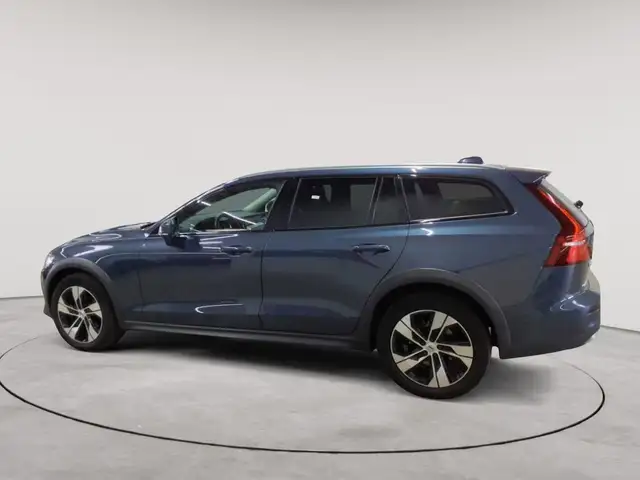 Volvo V60 view 6