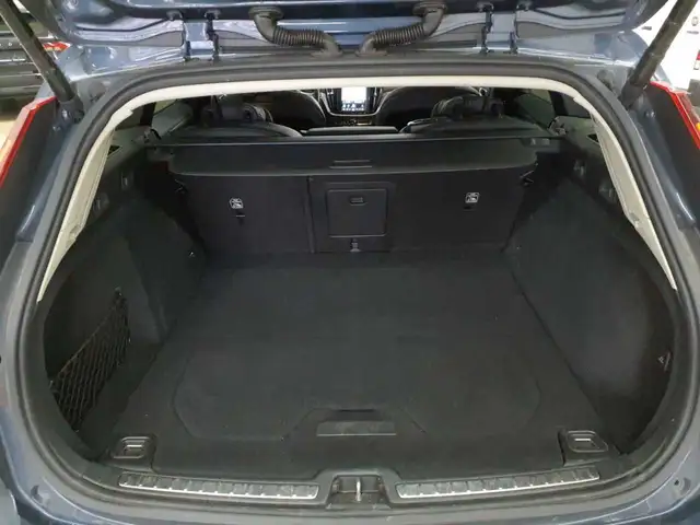 Volvo V60 view 15