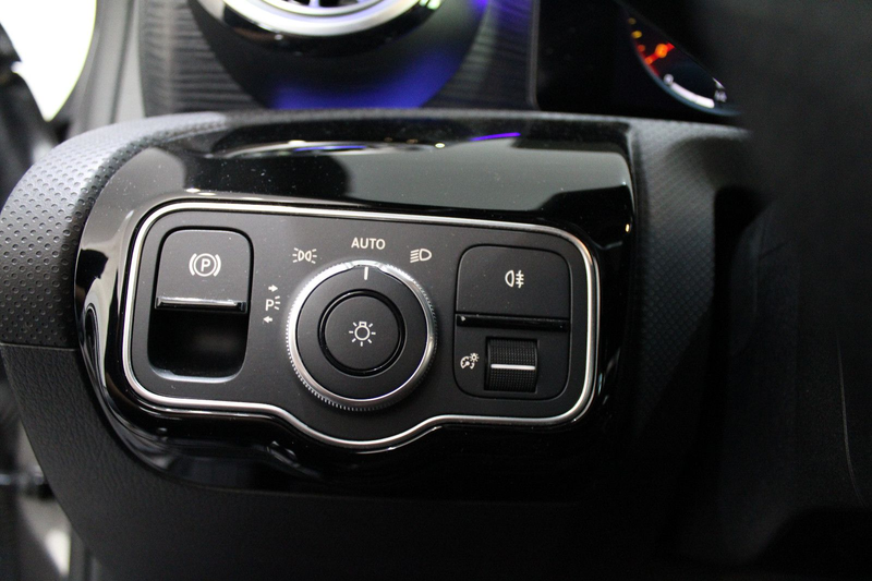 Mercedes-Benz A 200 DCT AMG-SPORTPAKET NIGHT DIAMANT BURMESTER — photo 12