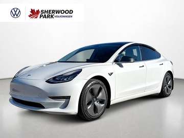 Standard Range Plus | HEATED SEATS | NAVI | PANO-ROOF | AUTOPILOT | WINTER TIRES