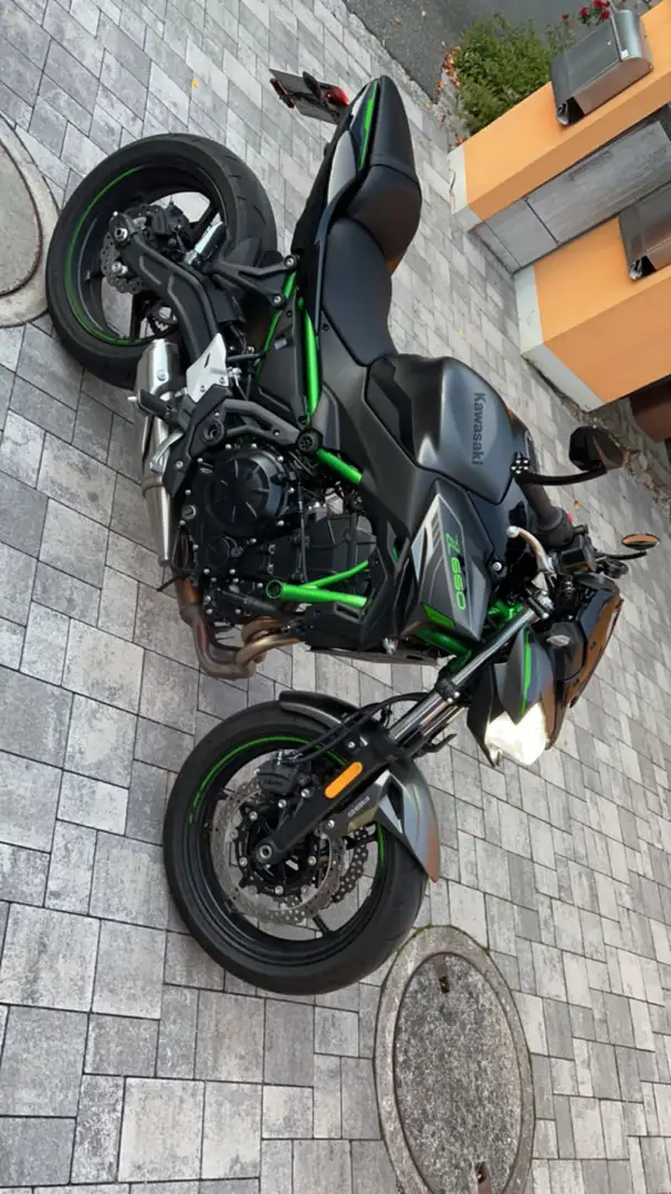 Kawasaki Z 650 Grün - 2