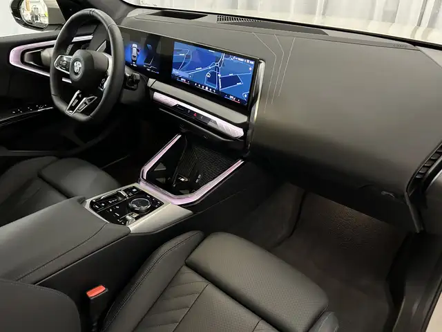 BMW X3 view 9