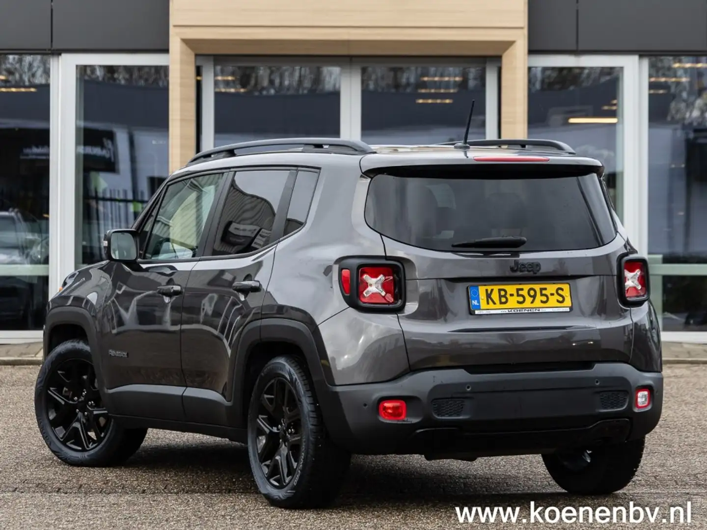 Jeep Renegade 1.6 E-TORQ BLACK LINE Grau - 2