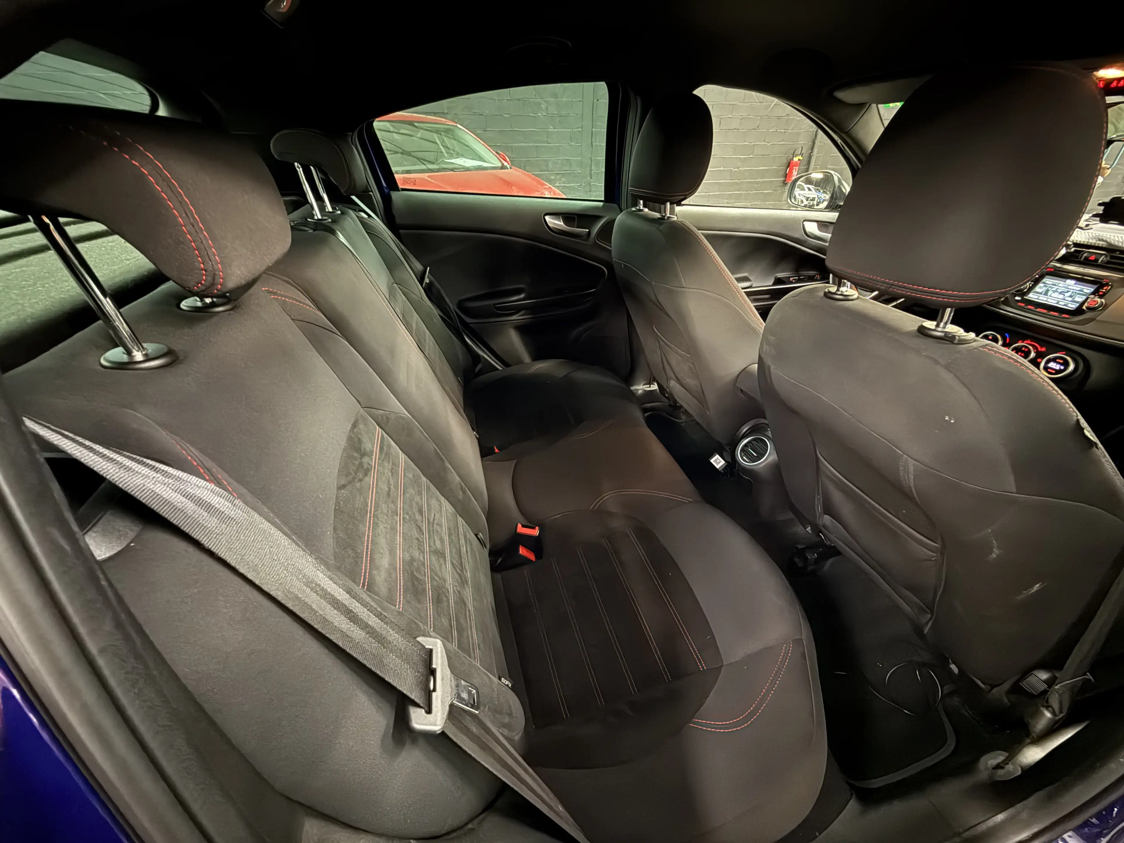 Alfa Romeo Giulietta 1.4i * SPORT * RADAR AV/AR * BLUETOOTH * CLIM — photo 11