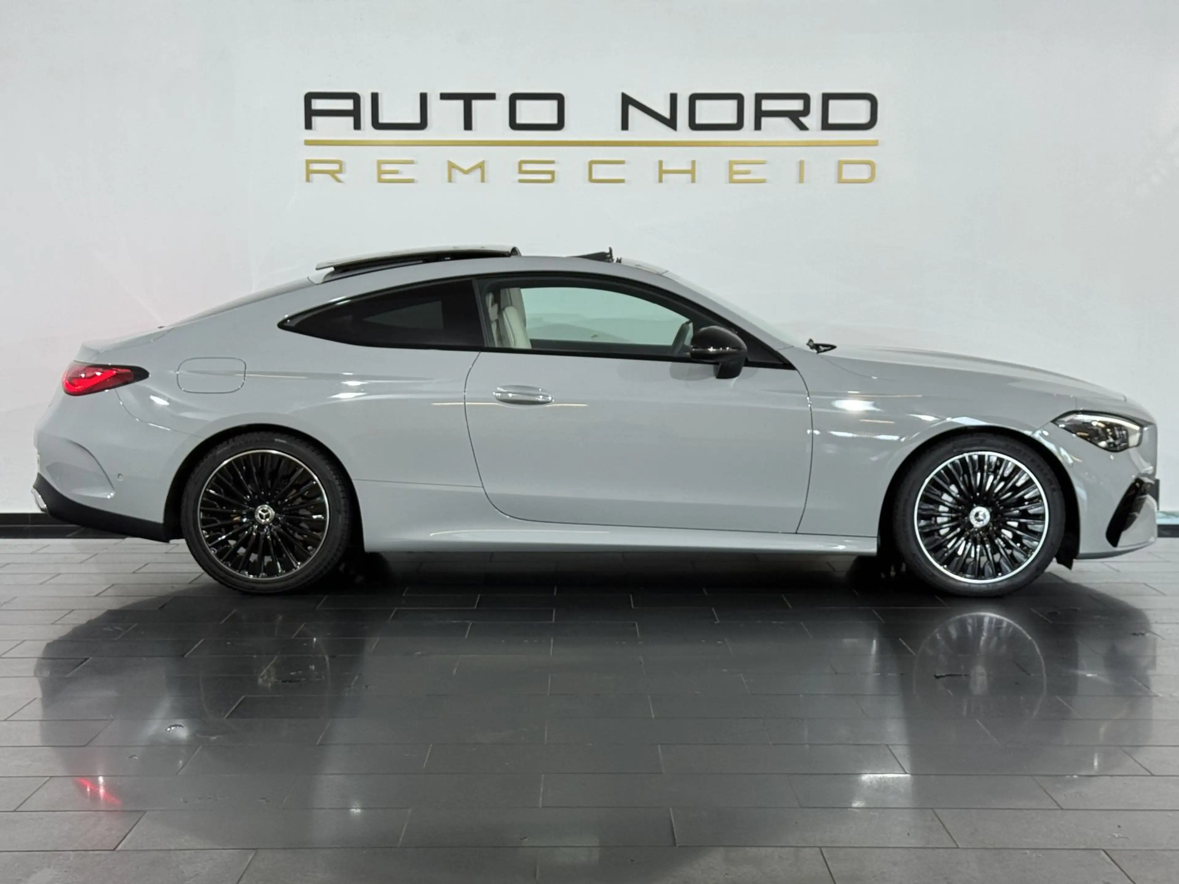 Mercedes-Benz CLE 220 d Coupe AMG-Line *19"*Pano*Night*Memory* — photo 5
