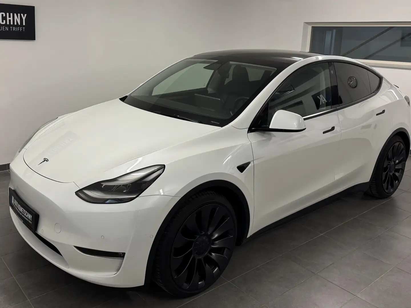 Tesla Model Y Model Y AWD 79kWh Performance Performance Weiß - 2