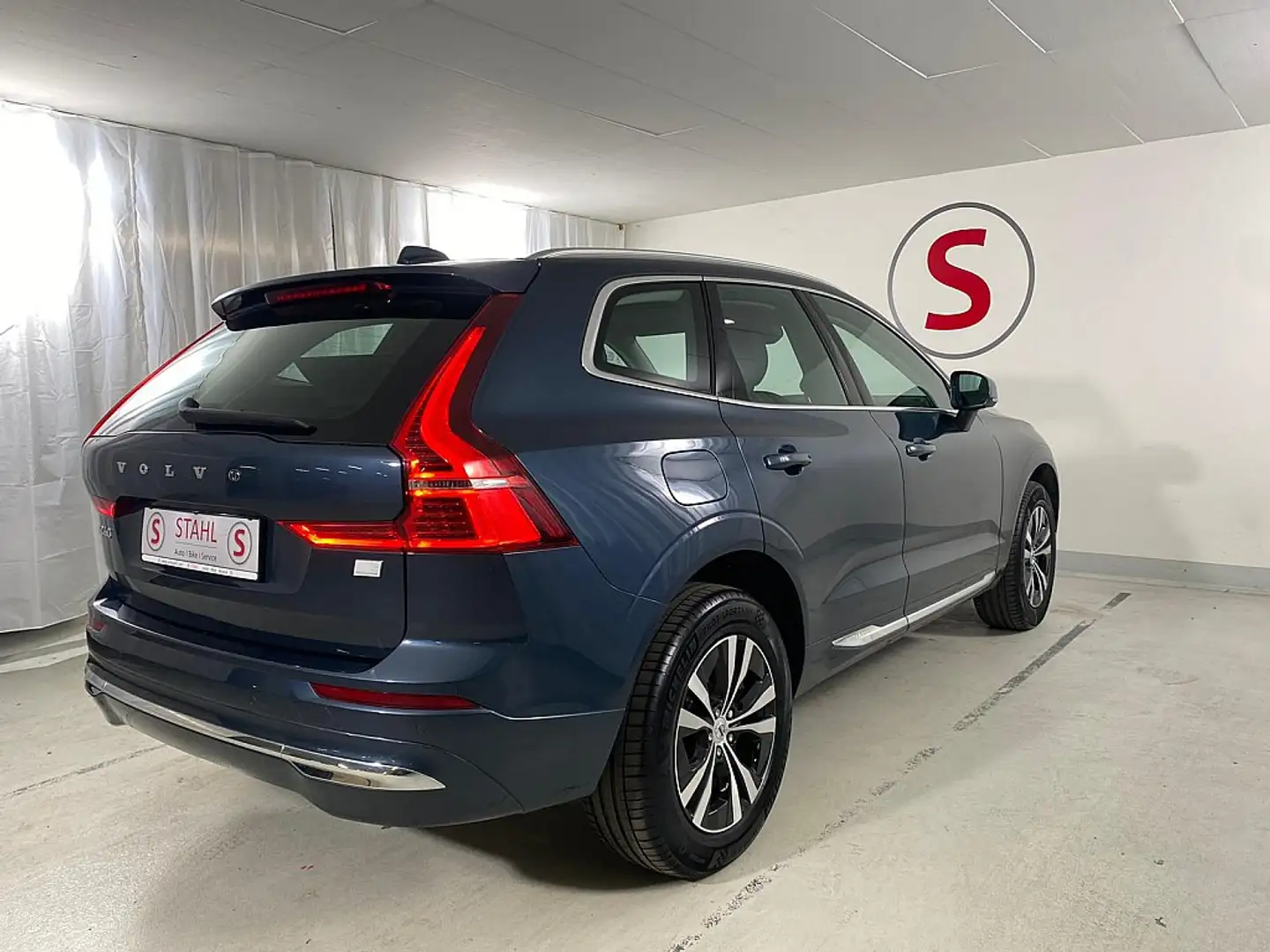 Volvo XC60 T6 AWD Recharge PHEV Inscription Expression Gea... Blauw - 2