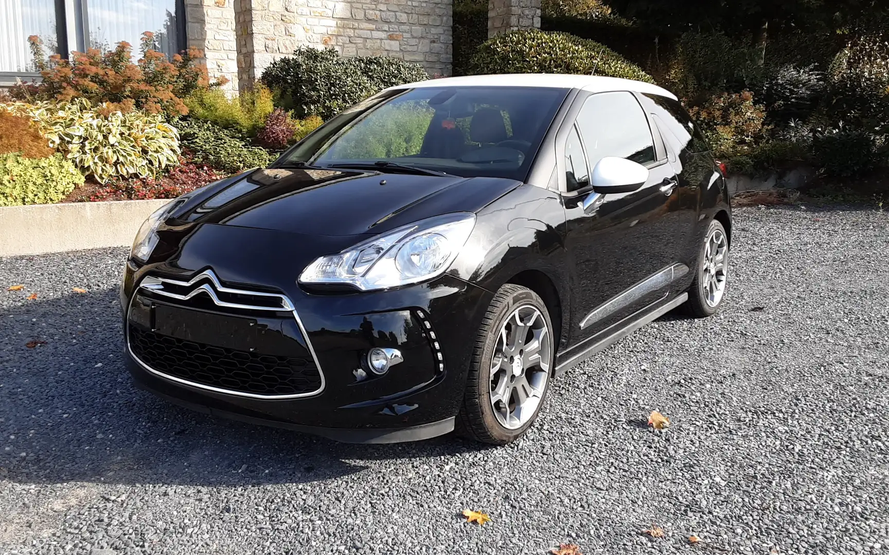 Citroen DS3 Noir - 1