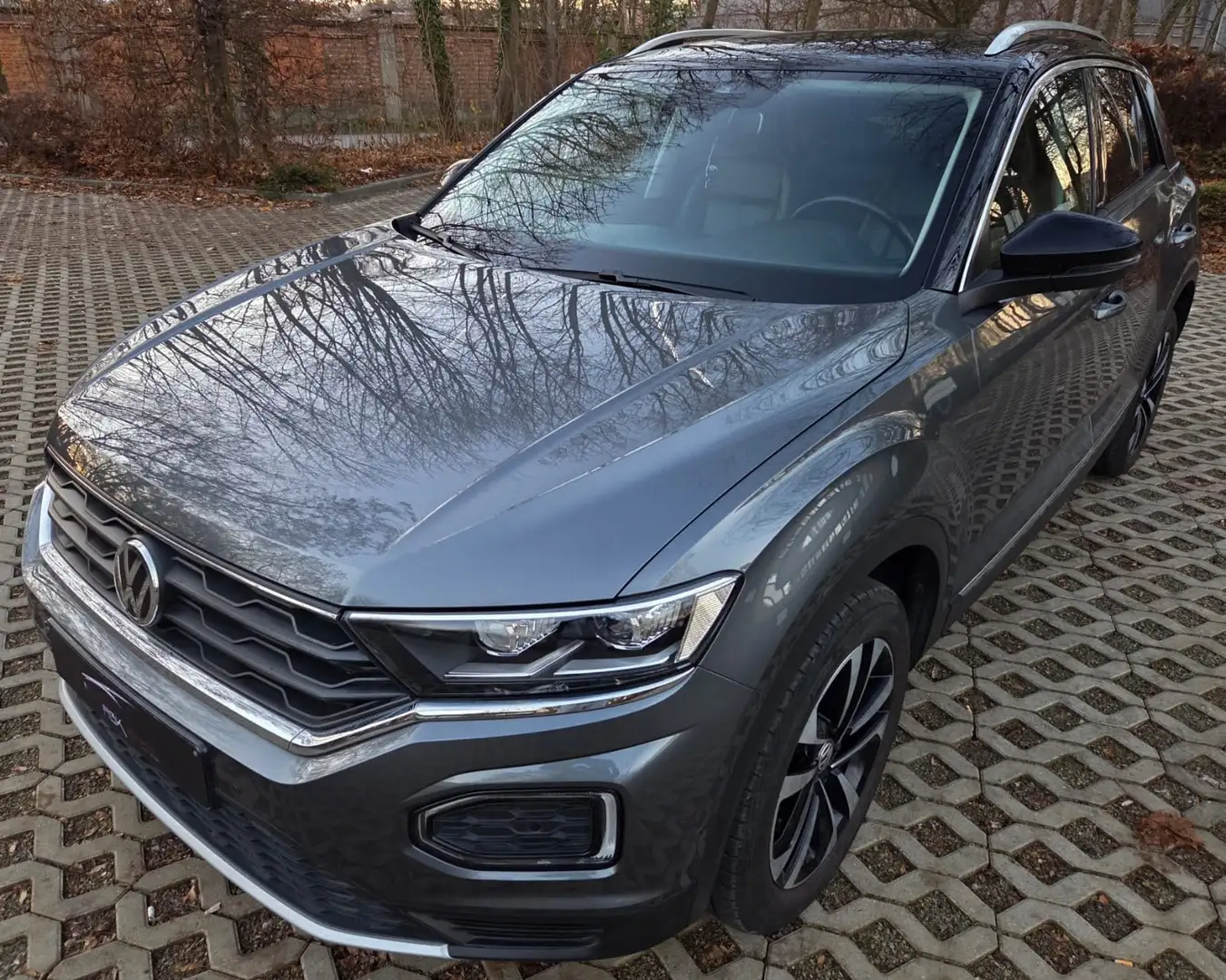 Volkswagen T-Roc T-Roc 1.6 TDi IQDrive*GARANTIE 1AN*CAMERA*GPS*CUIR Gris - 1