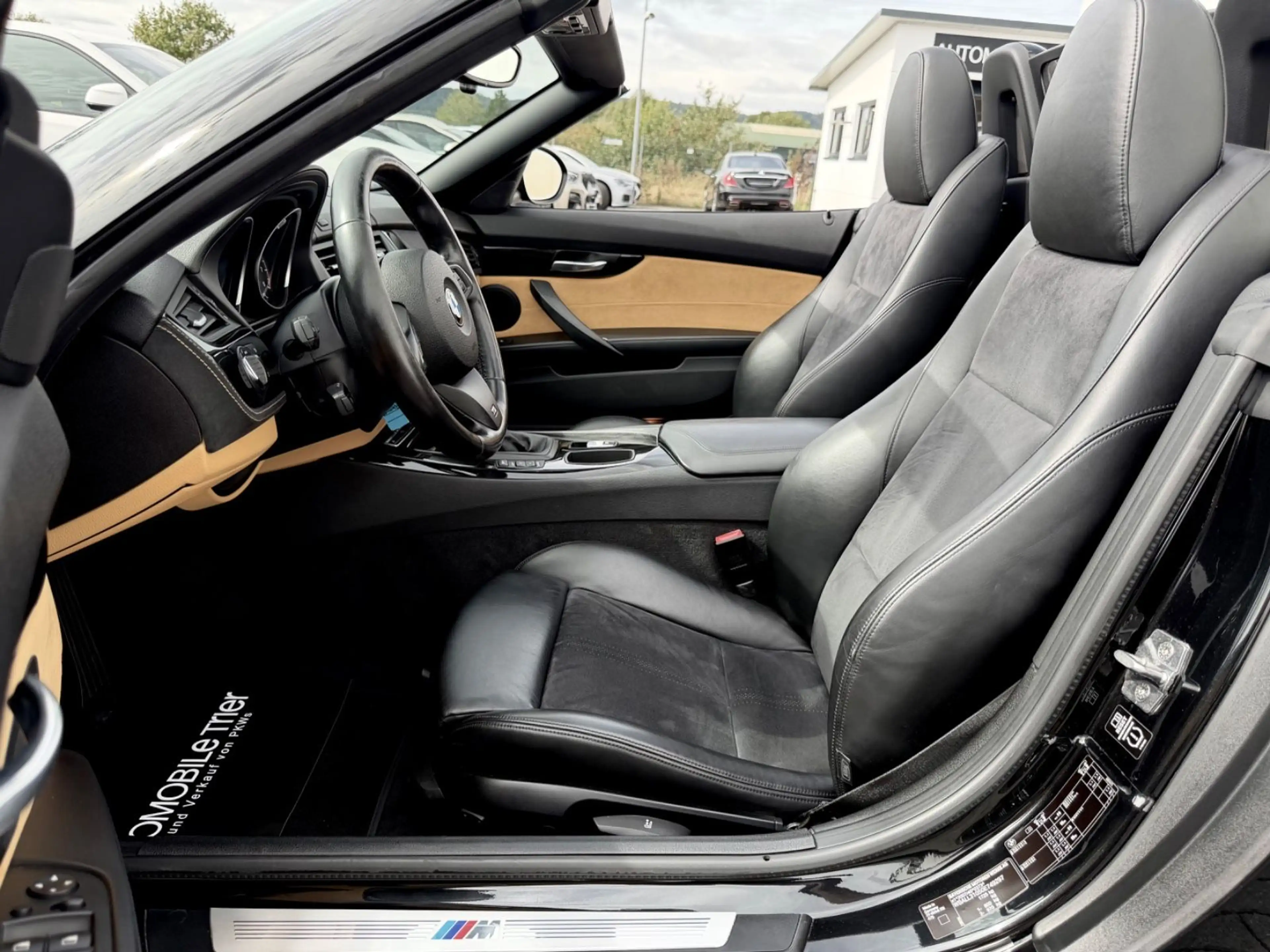 BMW Z4 Roadster 2.0i sdrive // M Sport Paket // — photo 9