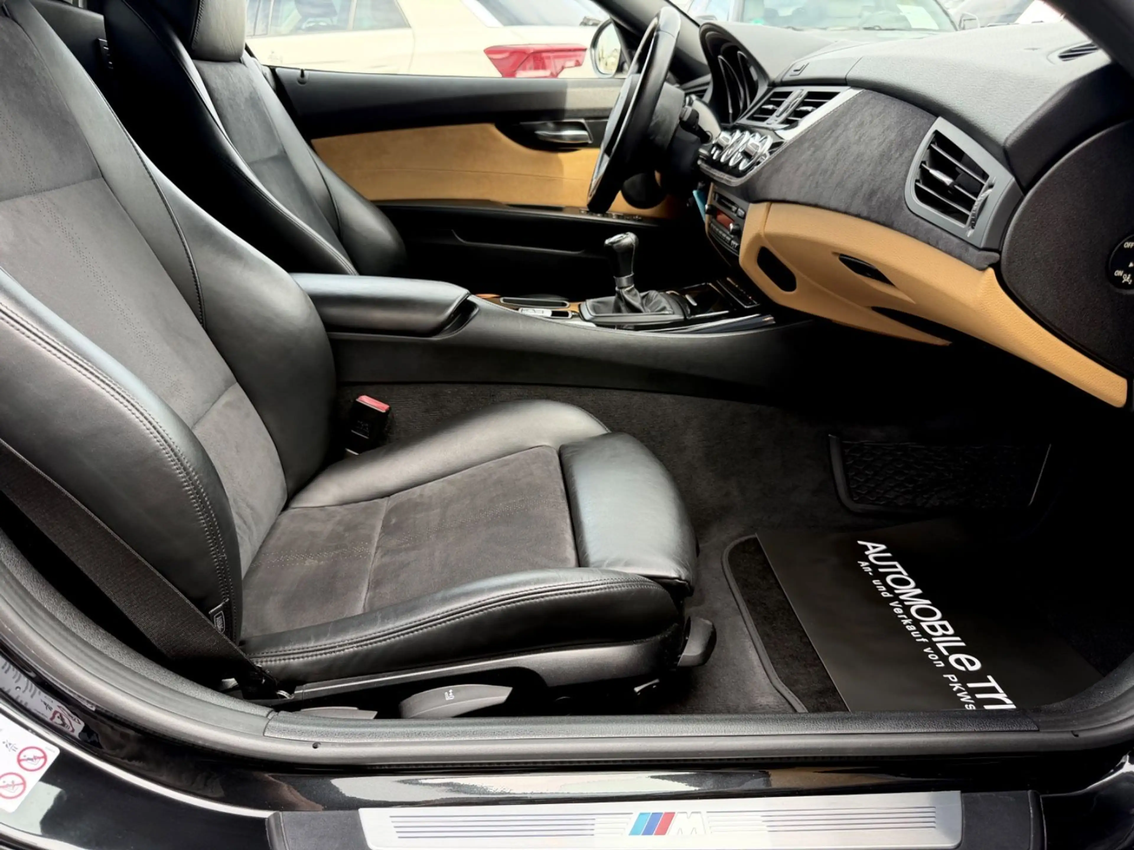 BMW Z4 Roadster 2.0i sdrive // M Sport Paket // — photo 11