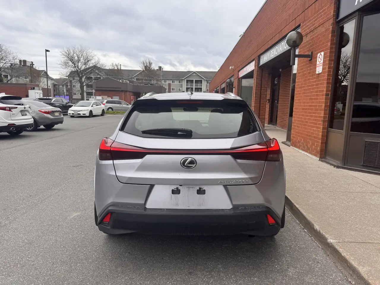 Lexus UX снимка Lexus UX