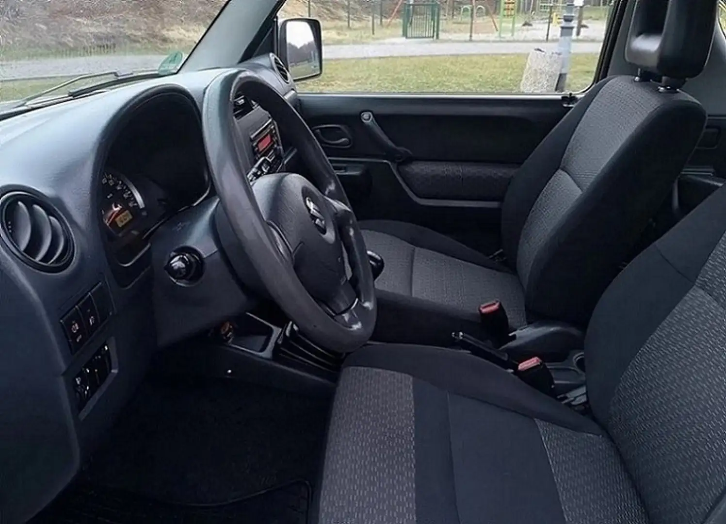 Suzuki Jimny Comfort Gris - 1
