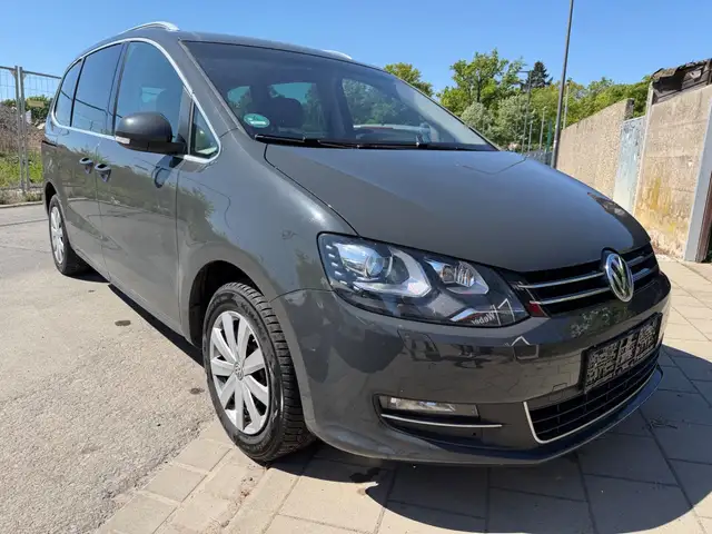 Volkswagen Sharan Highline*EURO6*AHK*SCHIEBETÜREN*