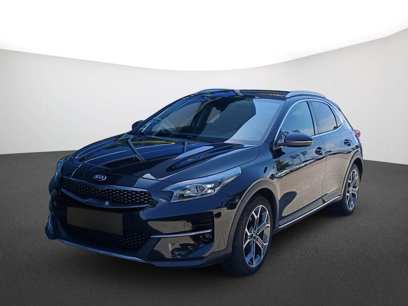 Kia XCeed Platinum Edition PANO LED SHZ