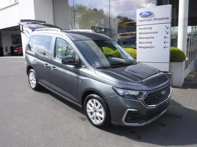 Ford Tourneo Connect Ombouw rolstoelvervoer