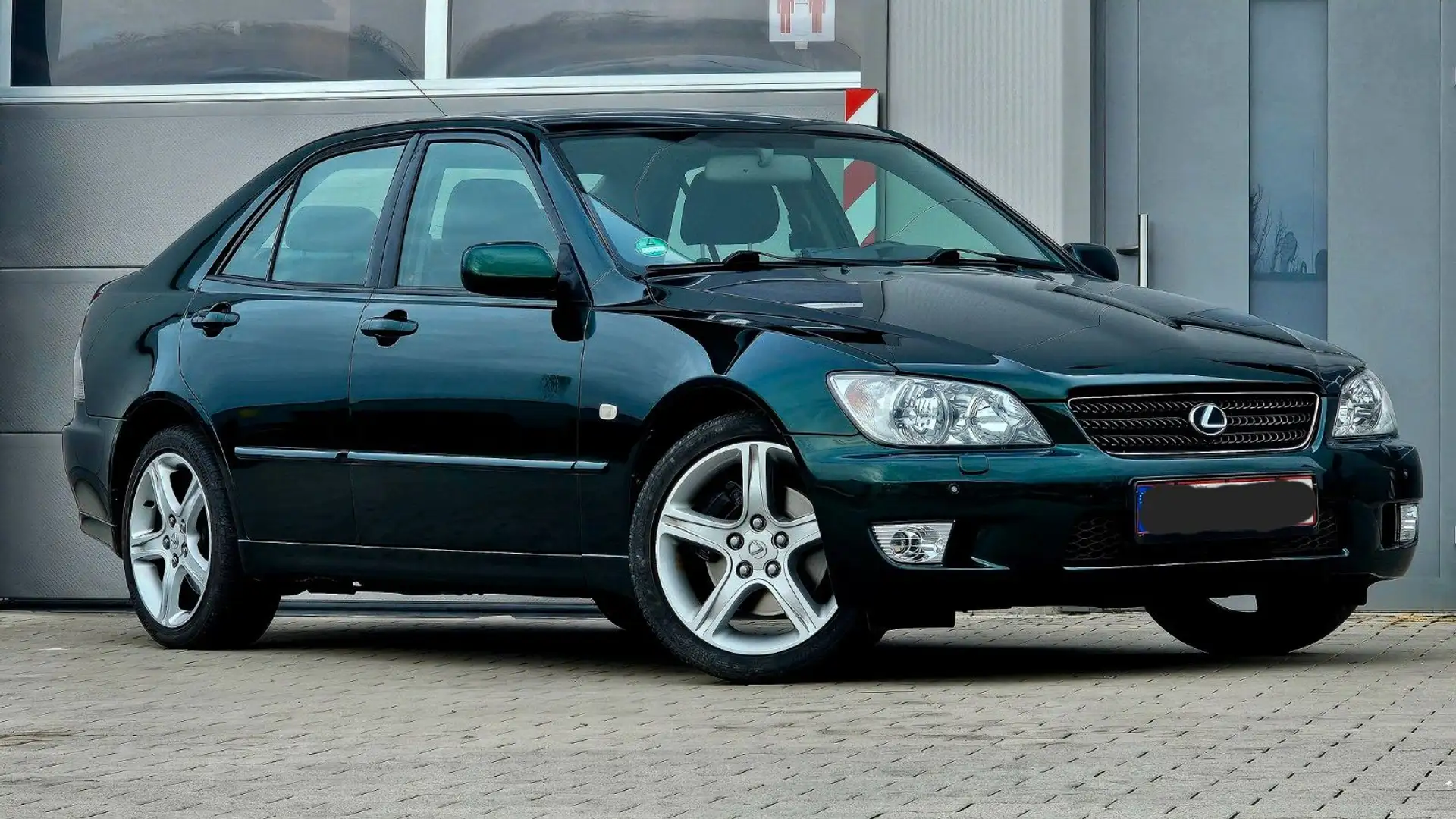 Lexus IS 300 Automatik, Leder GSD Restauriert Green - 1