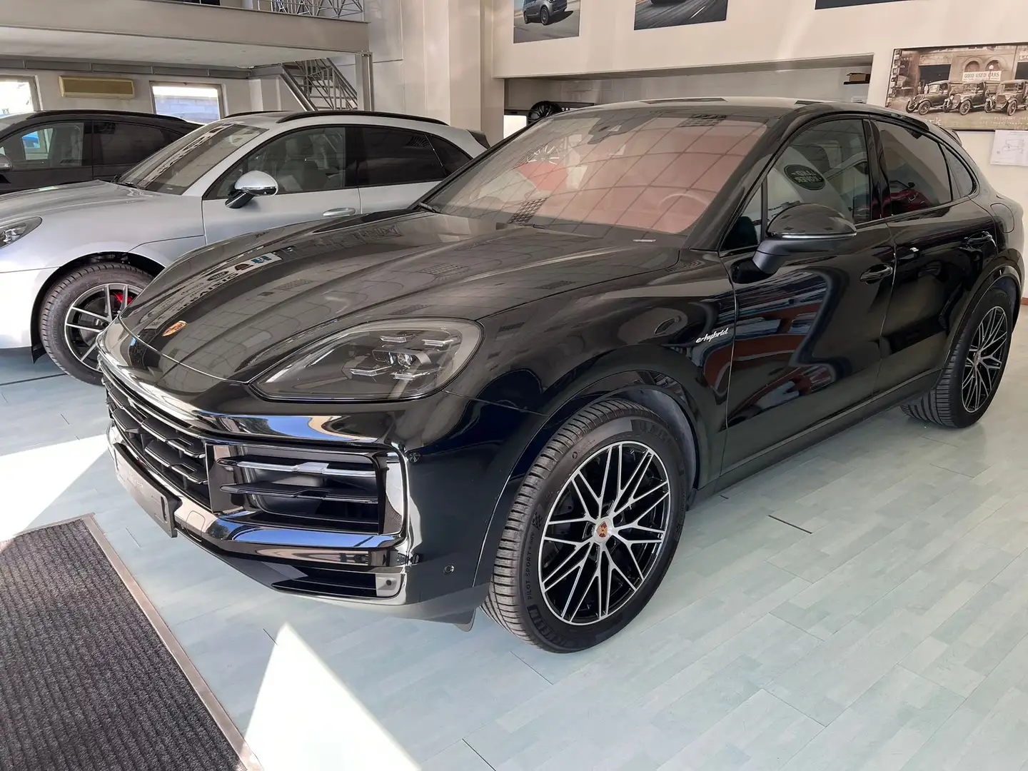 Porsche Cayenne Coupe EHybrid-Promo Finanziaria-Bose-Tetto-Iva Esp Schwarz - 2
