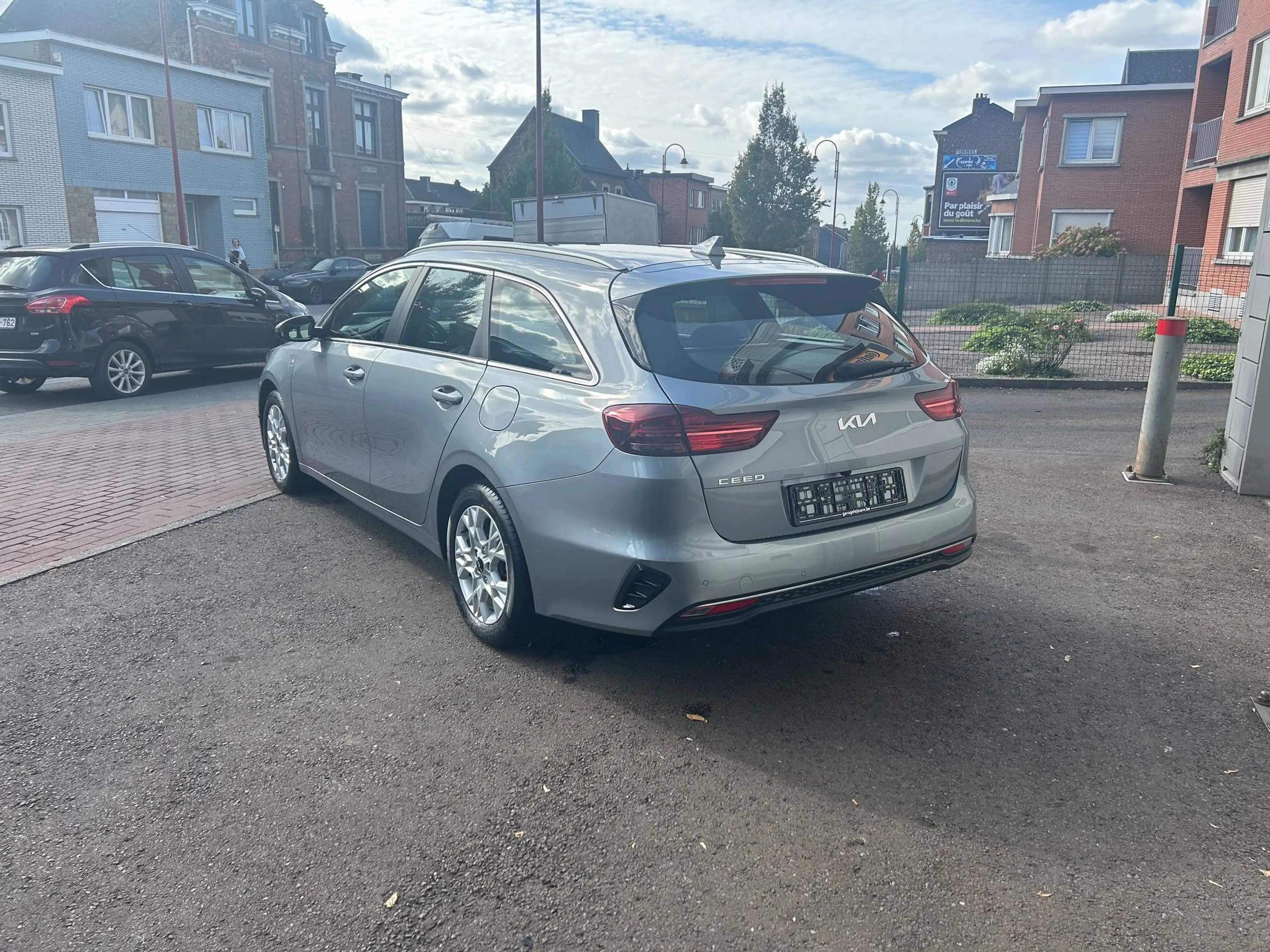Kia Ceed SW / cee'd SW Ceed SW 1.0 T-GDi Pulse ISG Pulse - Comme neuve! — photo 4