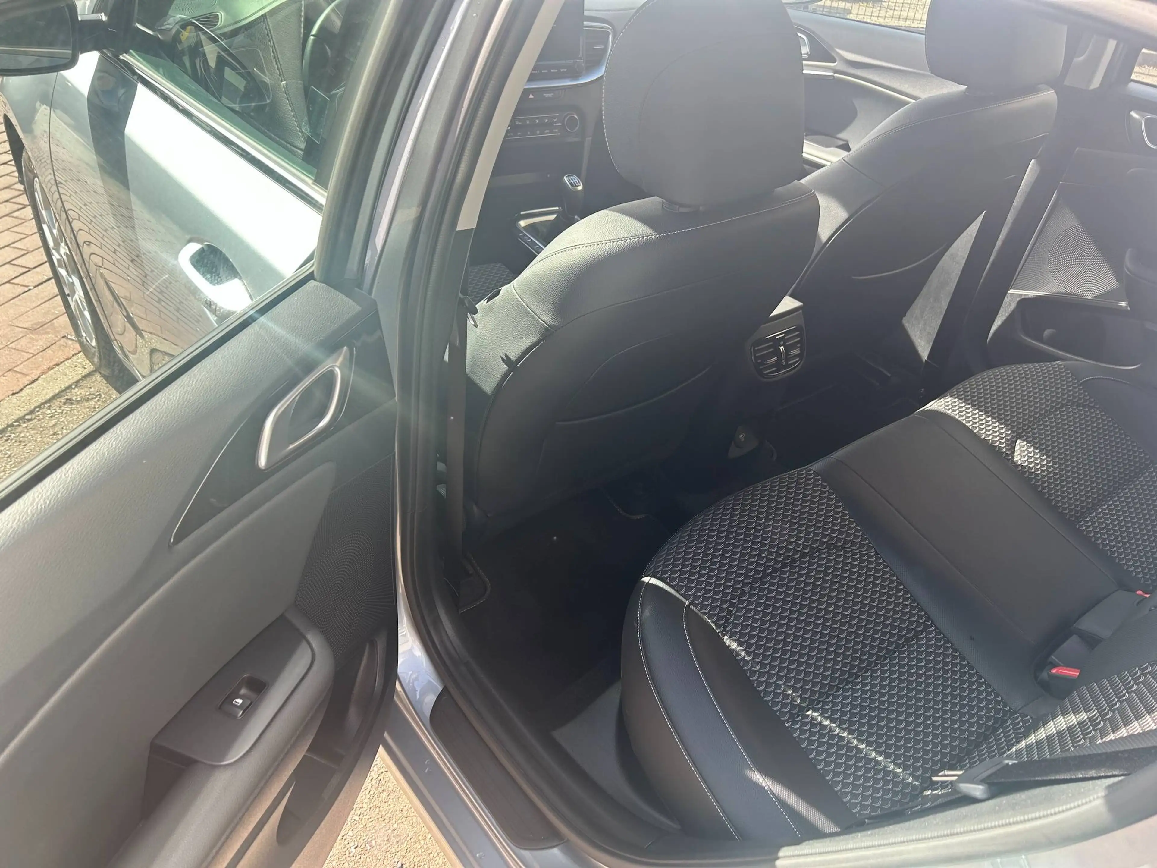 Kia Ceed SW / cee'd SW Ceed SW 1.0 T-GDi Pulse ISG Pulse - Comme neuve! — photo 14