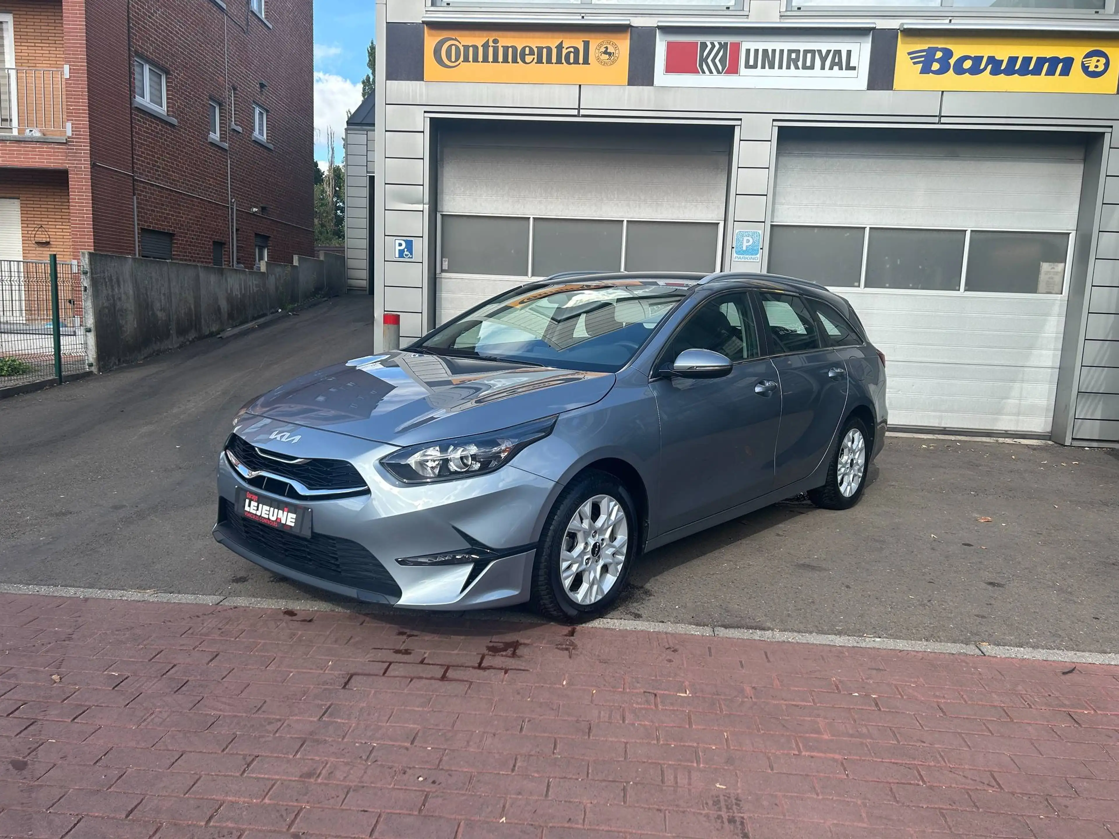 Kia Ceed SW / cee'd SW Ceed SW 1.0 T-GDi Pulse ISG Pulse - Comme neuve!