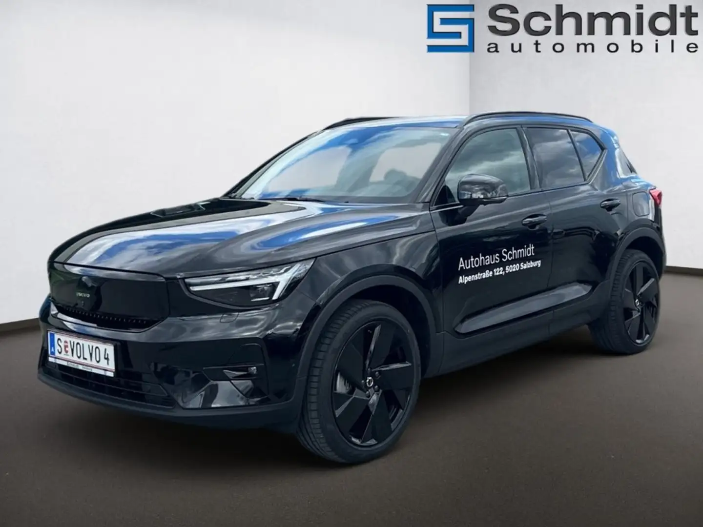 Volvo EX40 Black Edition Plus, Single Motor Extended Range, Vollelektri Schwarz - 2