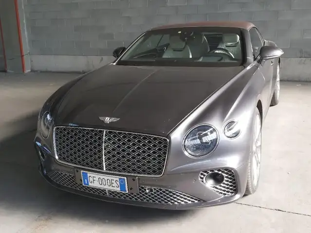 Bentley Continental Continental GTC III GTC 4.0 V8 550cv auto