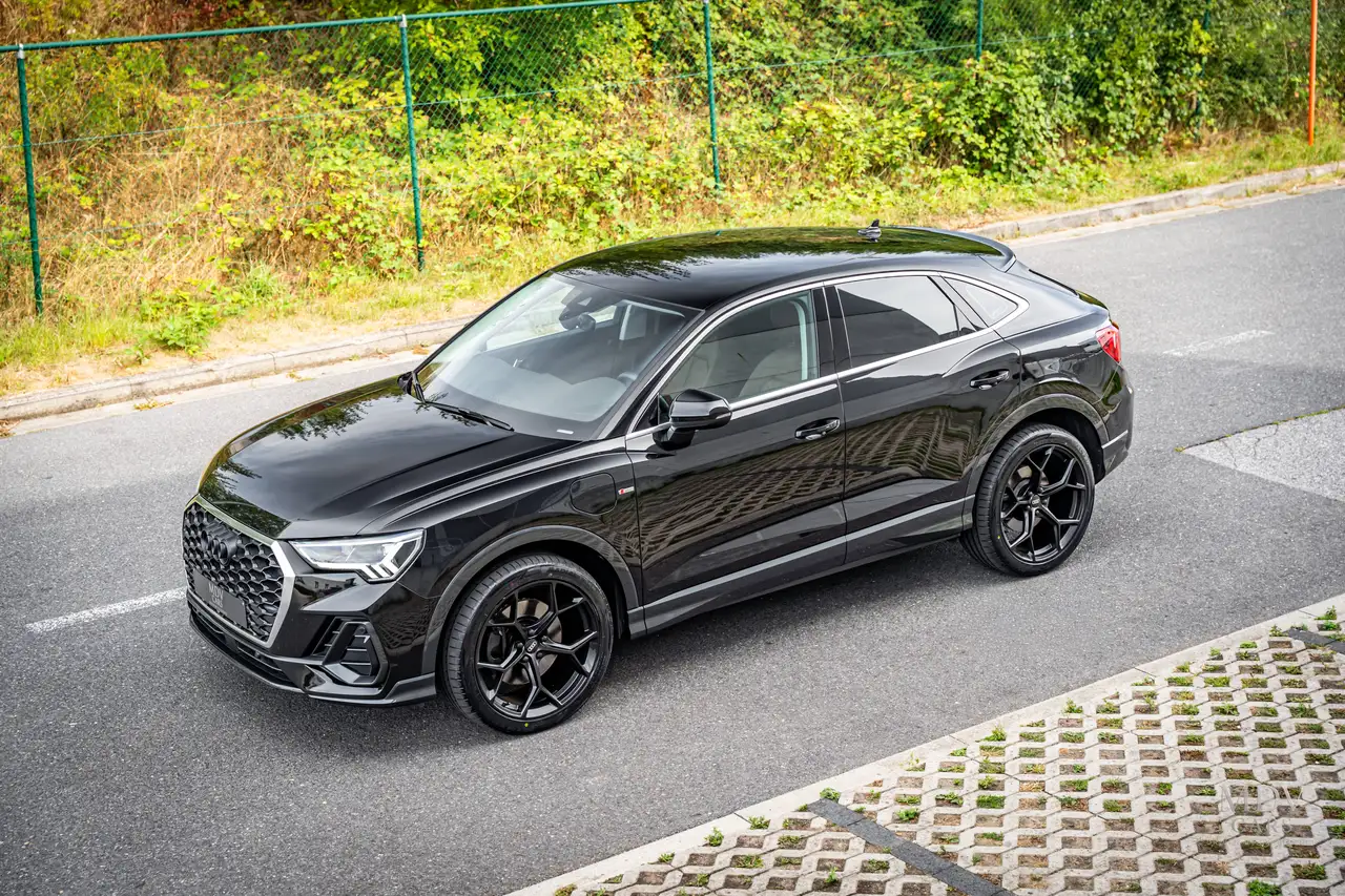 Audi Q3 PHEV 45 TFSIe Attraction S tron.(180 kW), миниатюра 3