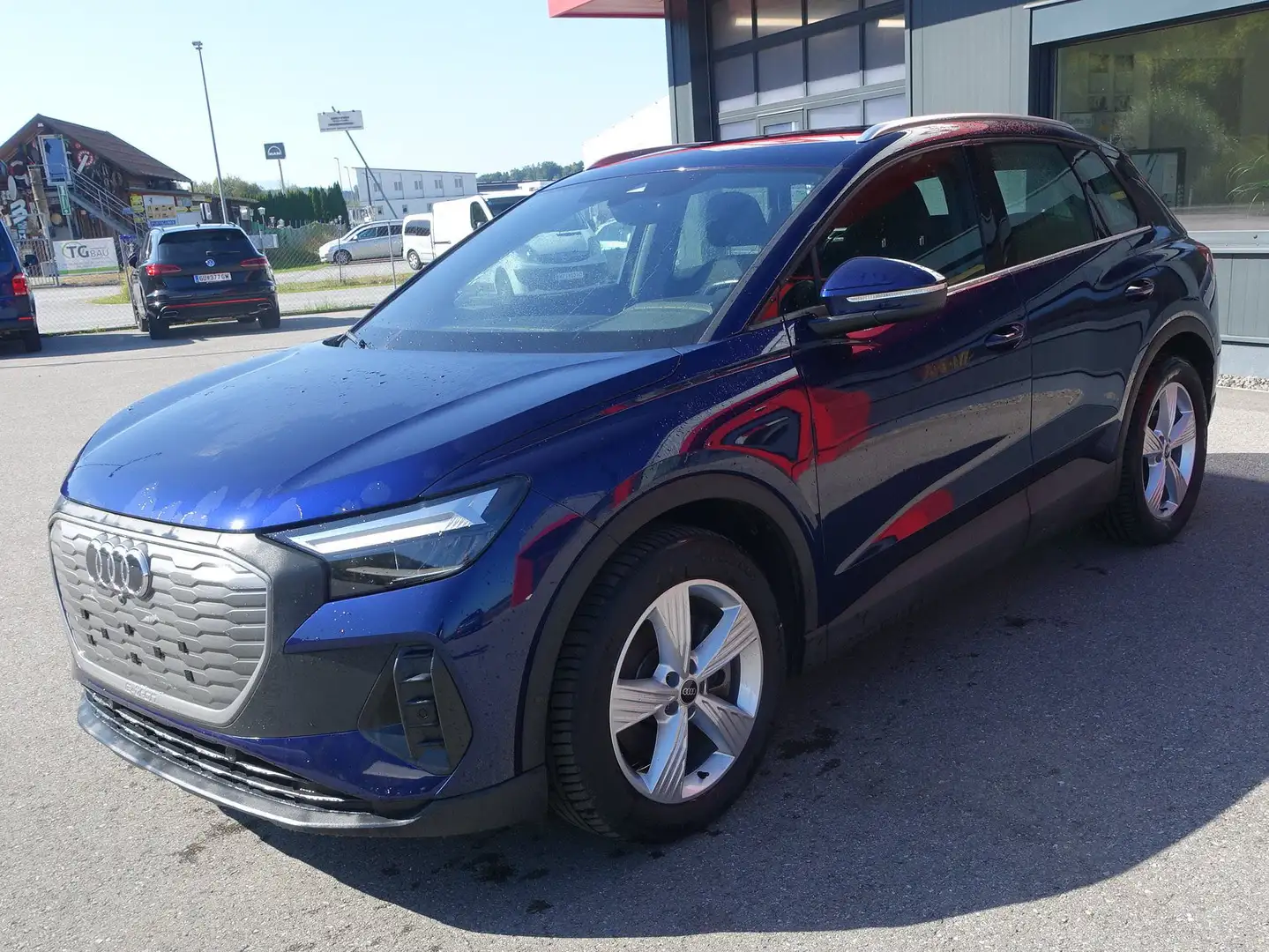 Audi Q4 e-tron 45 e-tron quattro 82kWh *AHV*RFK* Blau - 2