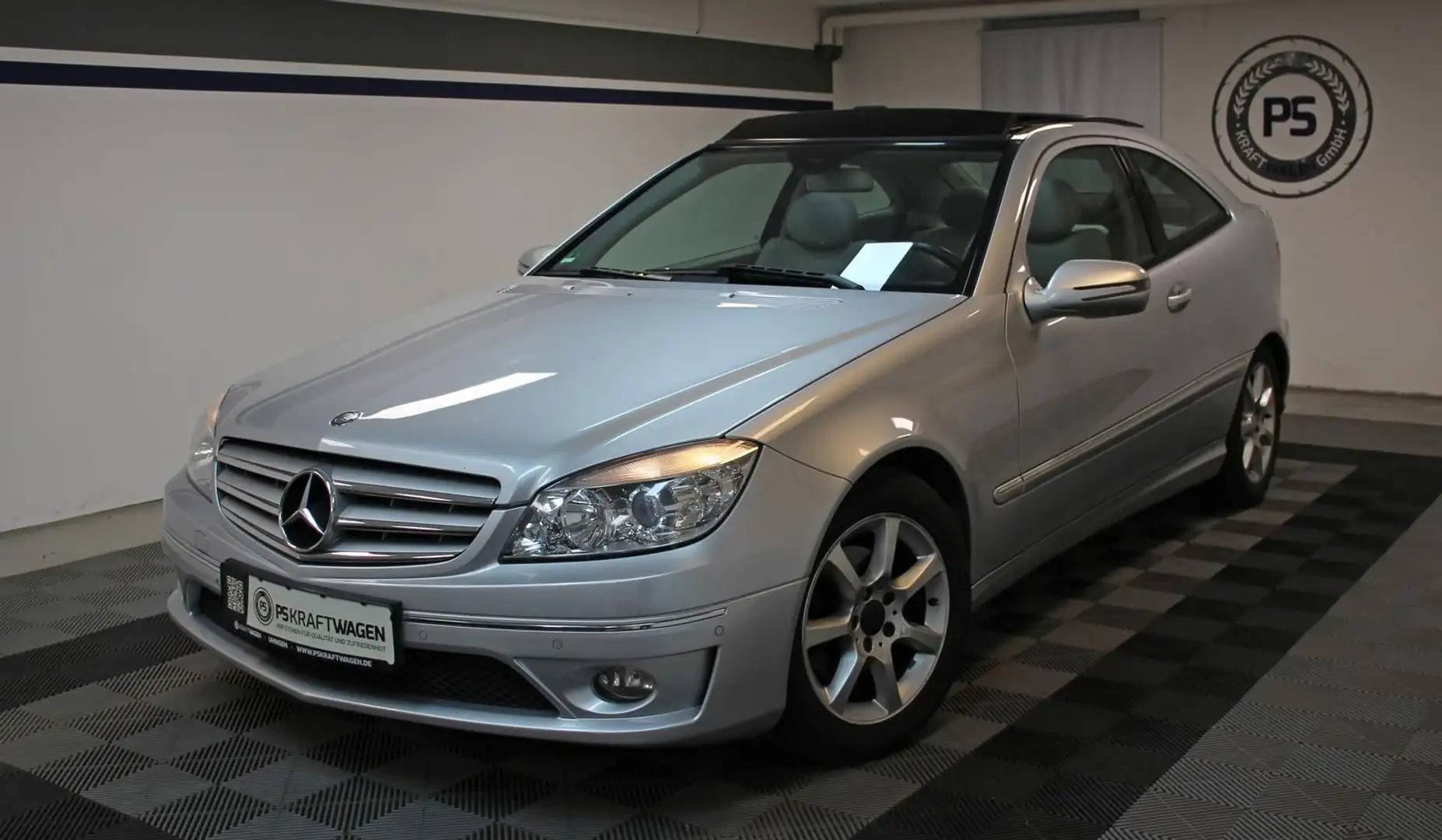 Mercedes-Benz CLC Kompressor Aut. PANO LEDER TEMP SHZ PDC Argent - 1