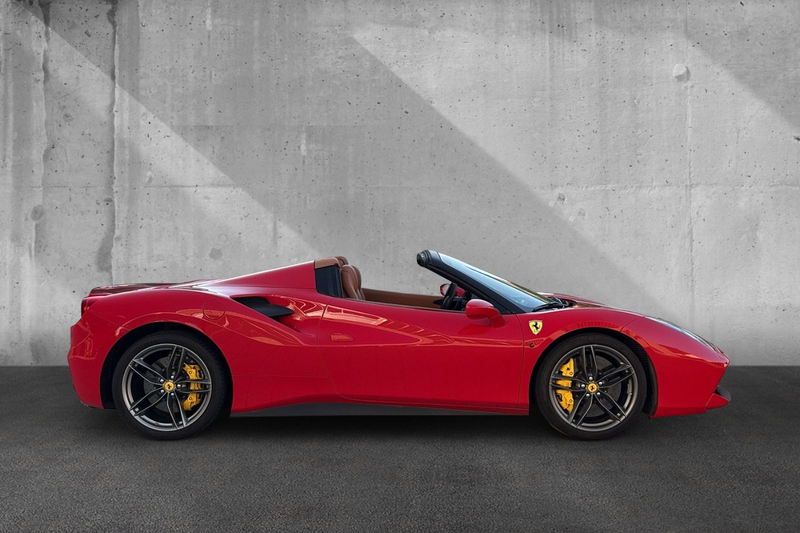 Ferrari 488 *1.Hand*Dt.Auto*Lift*Parkkamera — photo 9